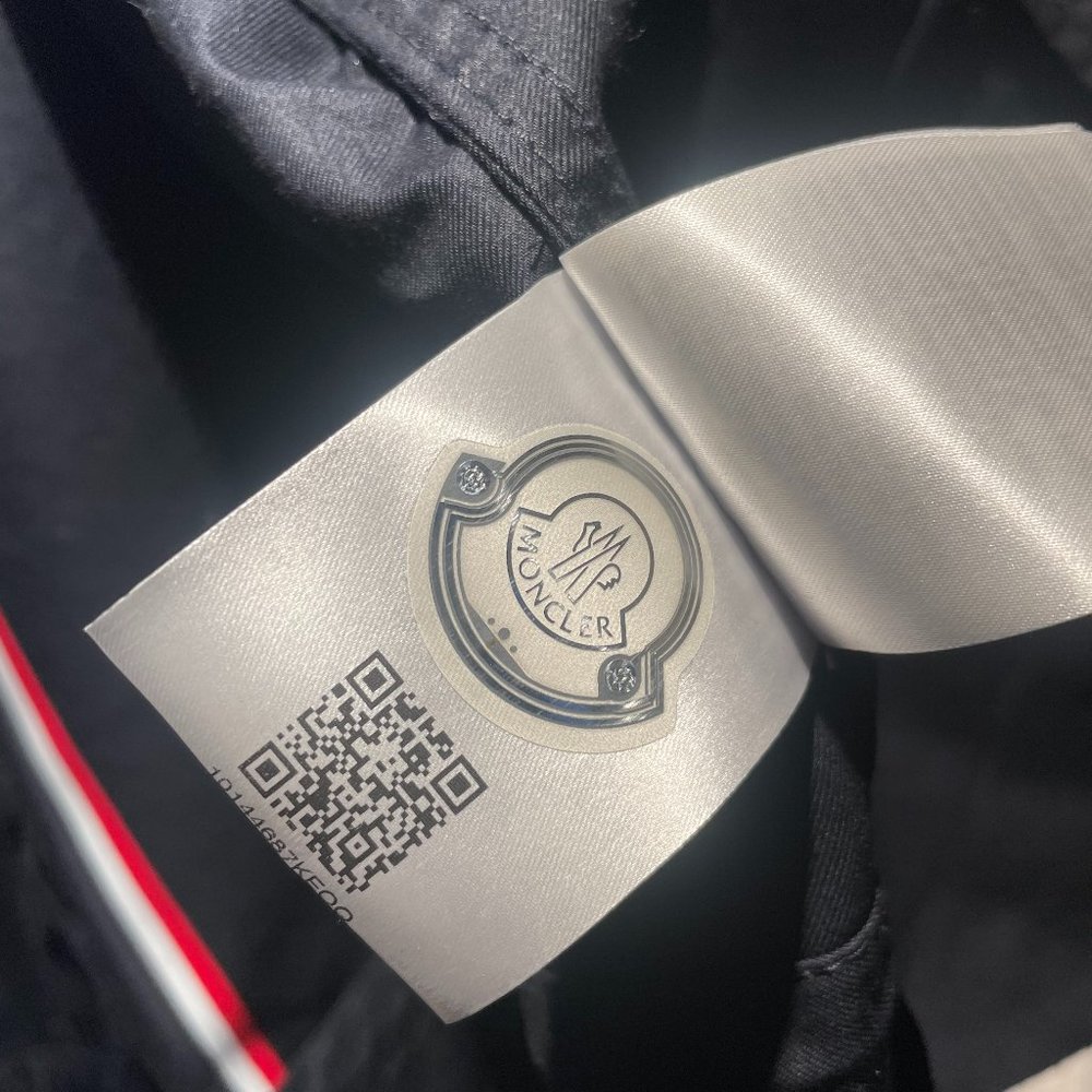 Moncler JEAN SIMON Jacket - Picture 11 of 16
